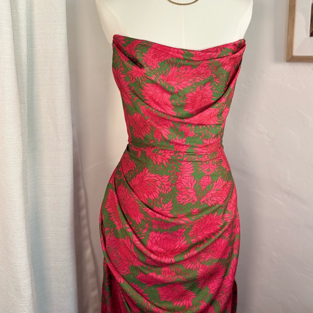 NWT GIGIIS Strapless Floral Gown – Pink/Green – Size S - Picture 3 of 12